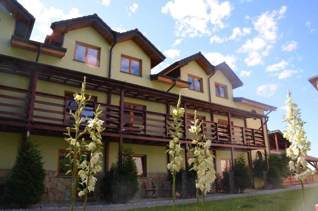 Hotel Tenis Chrzastowice Экстерьер фото