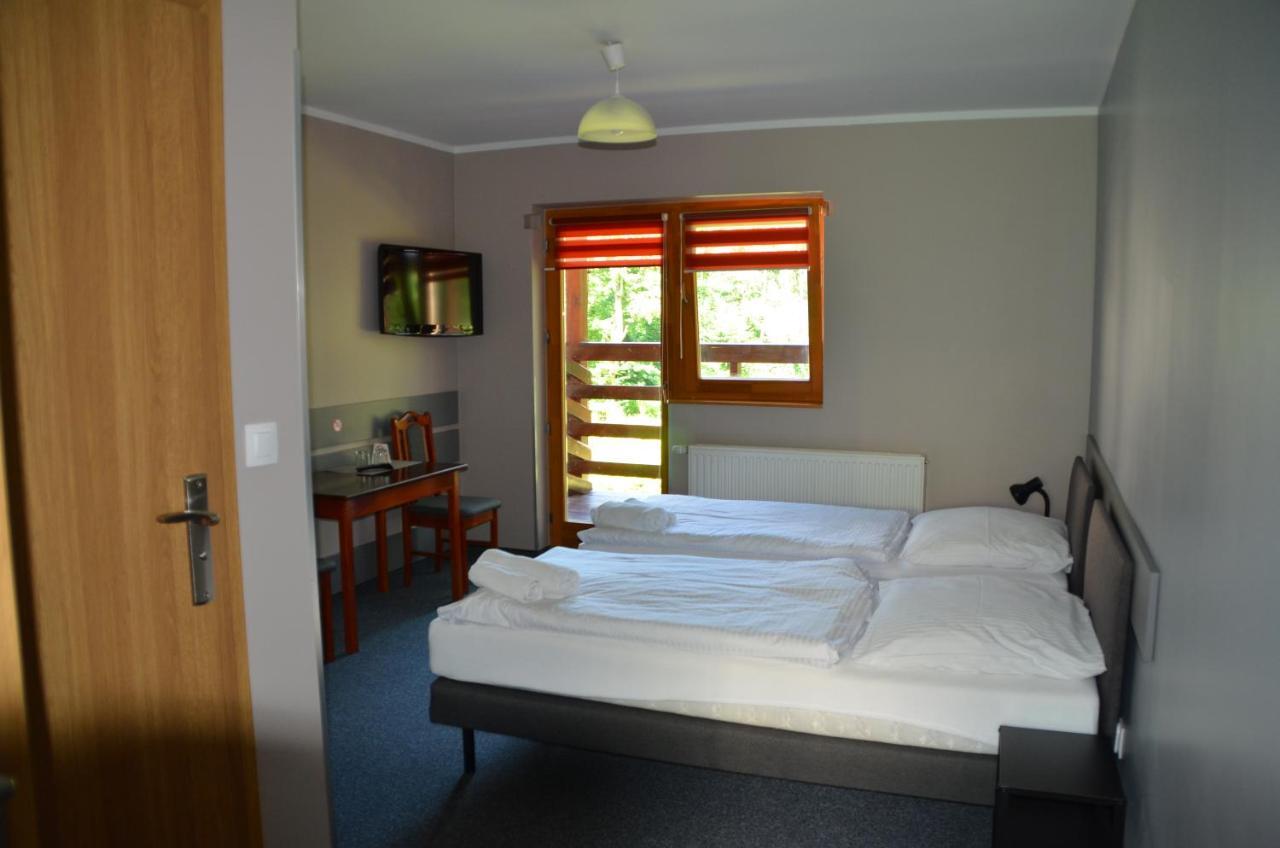 Hotel Tenis Chrzastowice Экстерьер фото